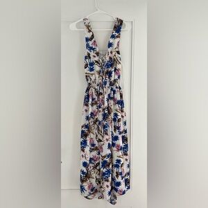 Sleeveless Floral MIDI Dress